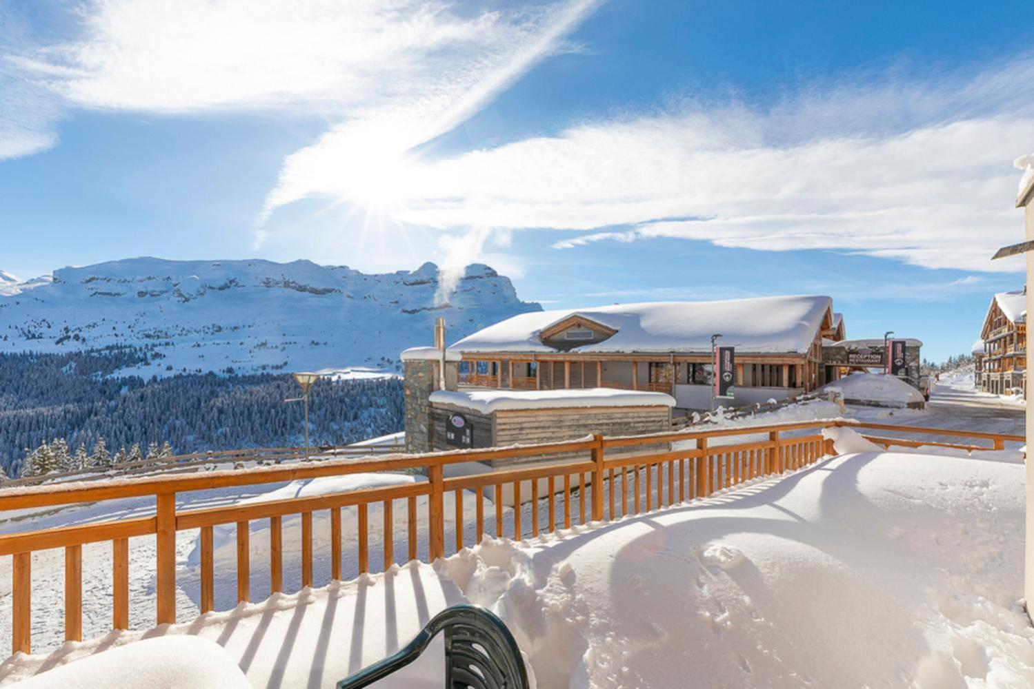 Residence Dormio Resort Les Portes Du Grand Massif - Флен Екстериор снимка
